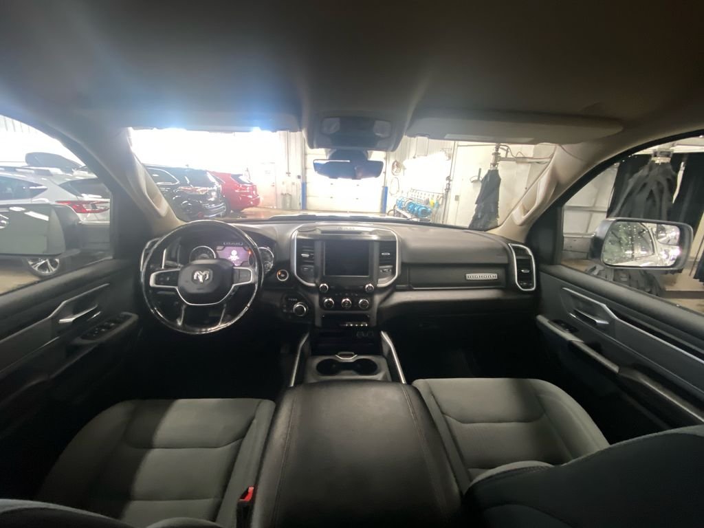 Used 2020 White Ram Big Horn/Lone Star image 9