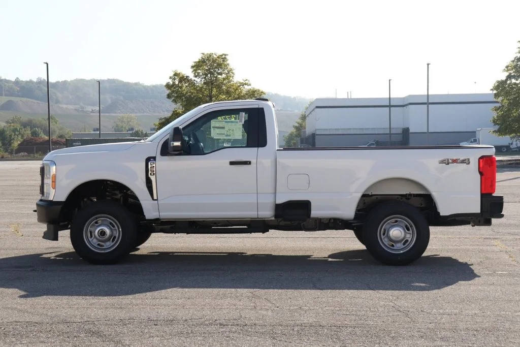 New 2026 Oxford White Ford F-250® XL image 5