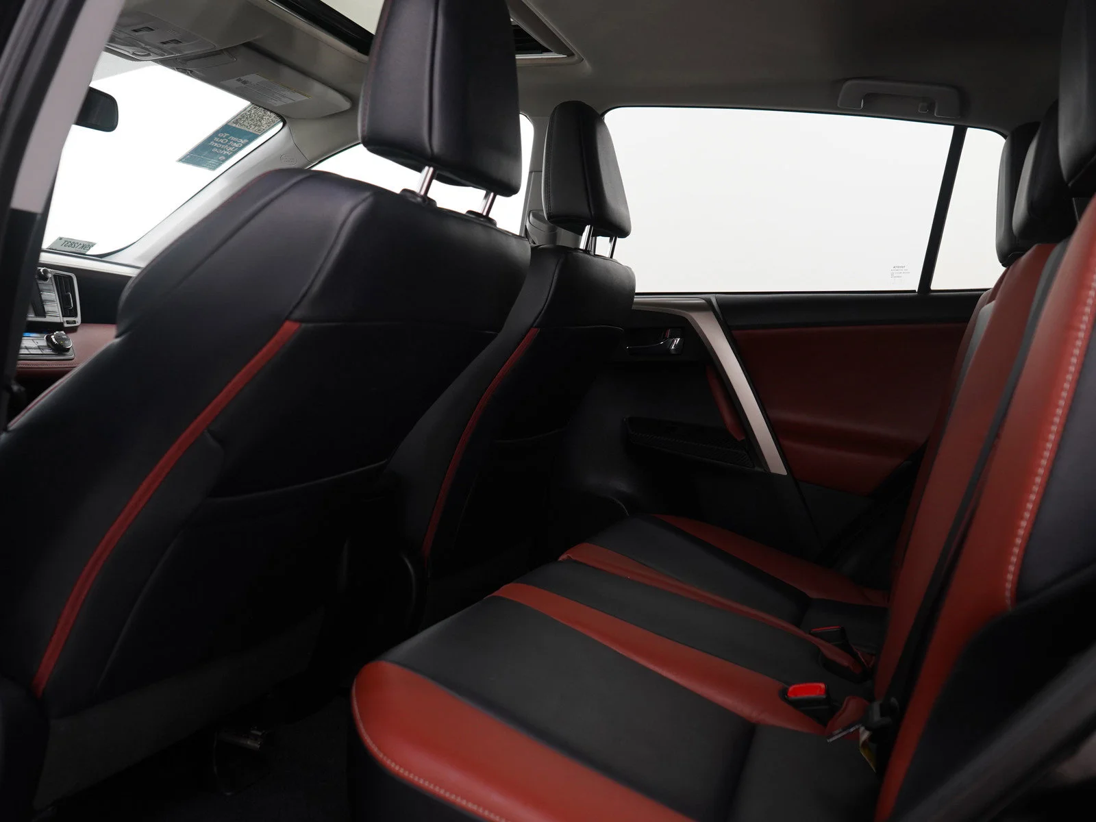 Used 2015 Black Toyota AWD 4dr Limited image 20