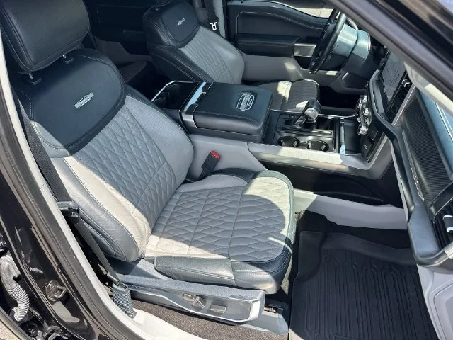 Used 2022 Black Ford Limited image 28