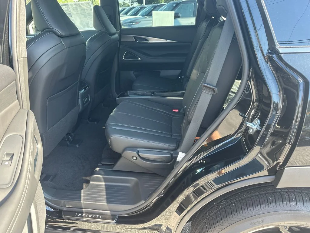 New 2027 MINERAL BLACK INFINITI Sport AWD image 17
