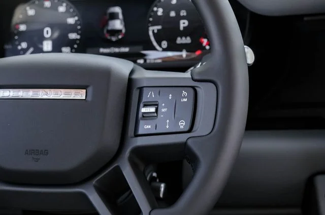 New 2026 Tasman Blue Land Rover X-Dynamic SE image 23