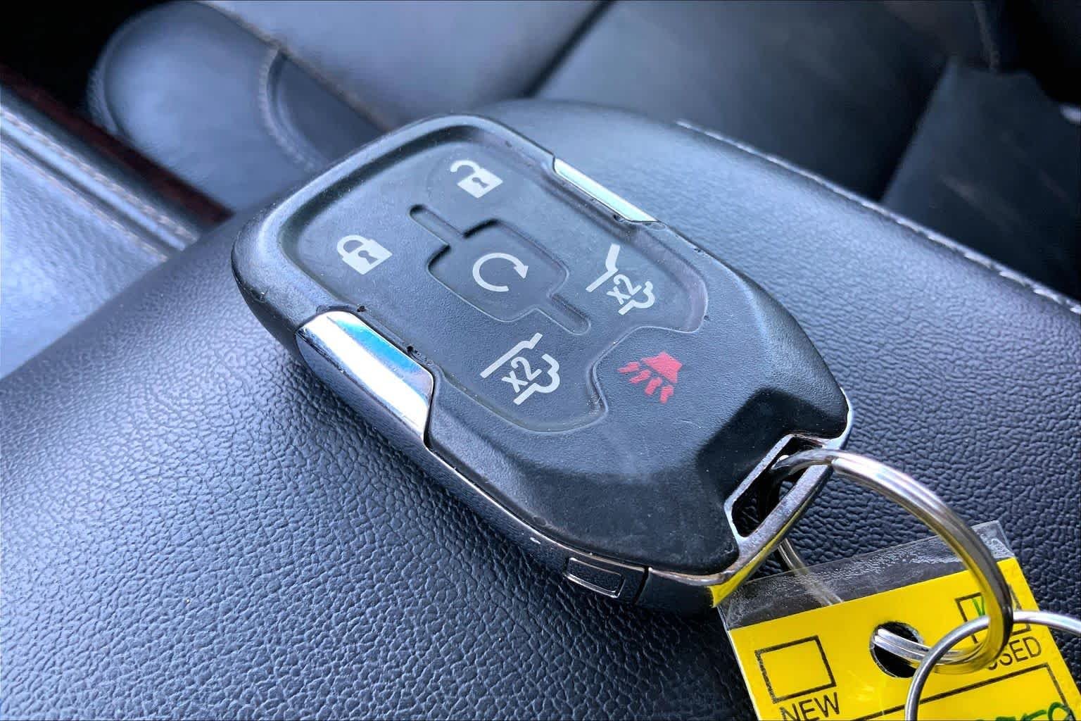 Used 2019 Quicksilver Metallic GMC SLT image 15
