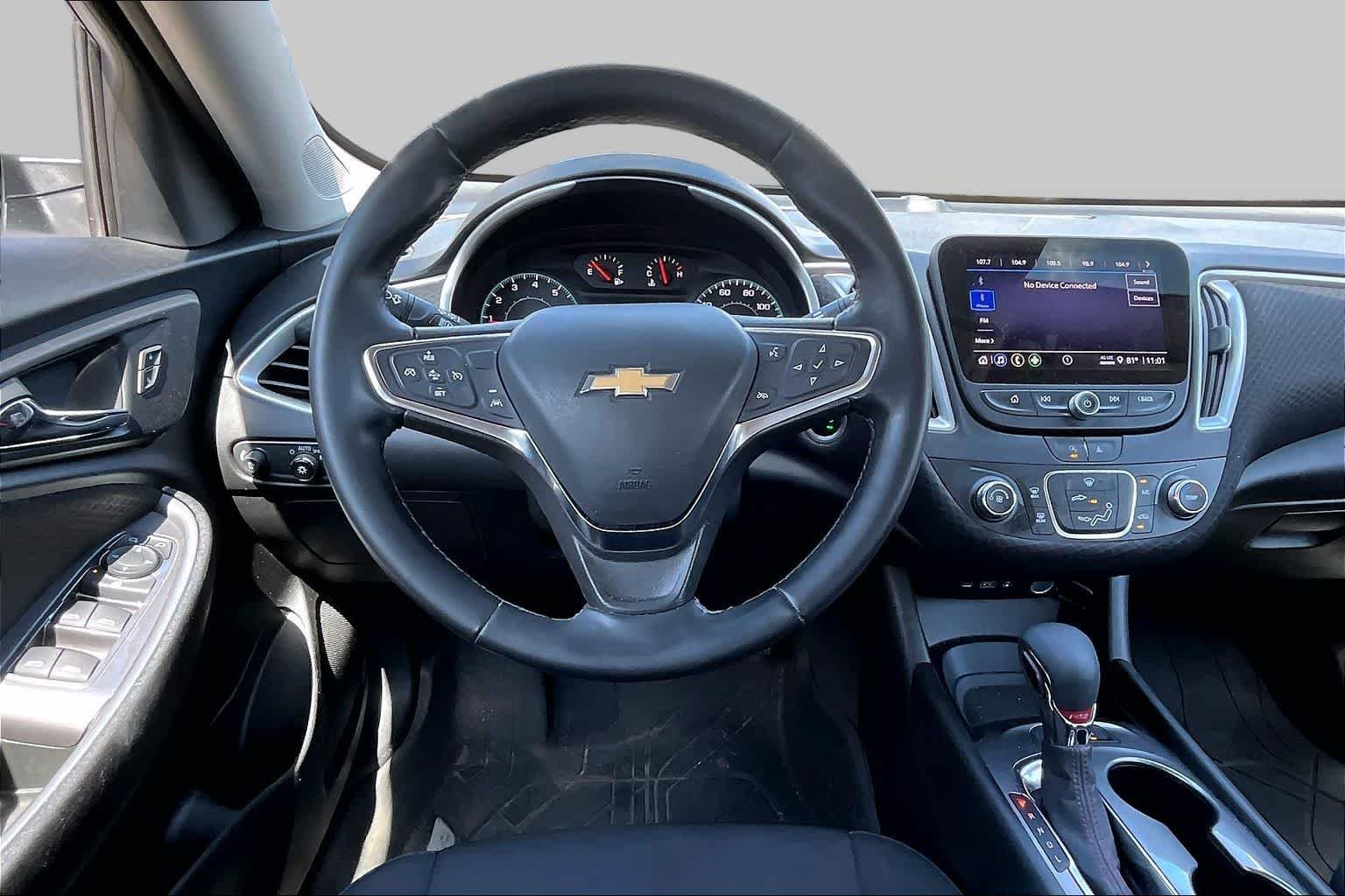 Used 2024 Summit White Chevrolet RS image 5