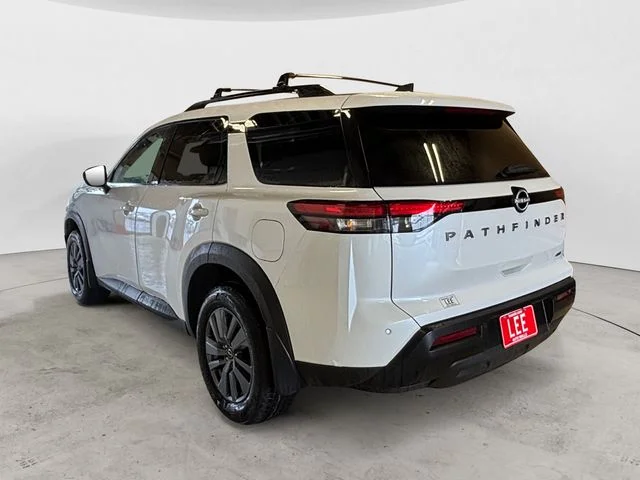New 2026 Everest White Pearl Nissan SV image 3