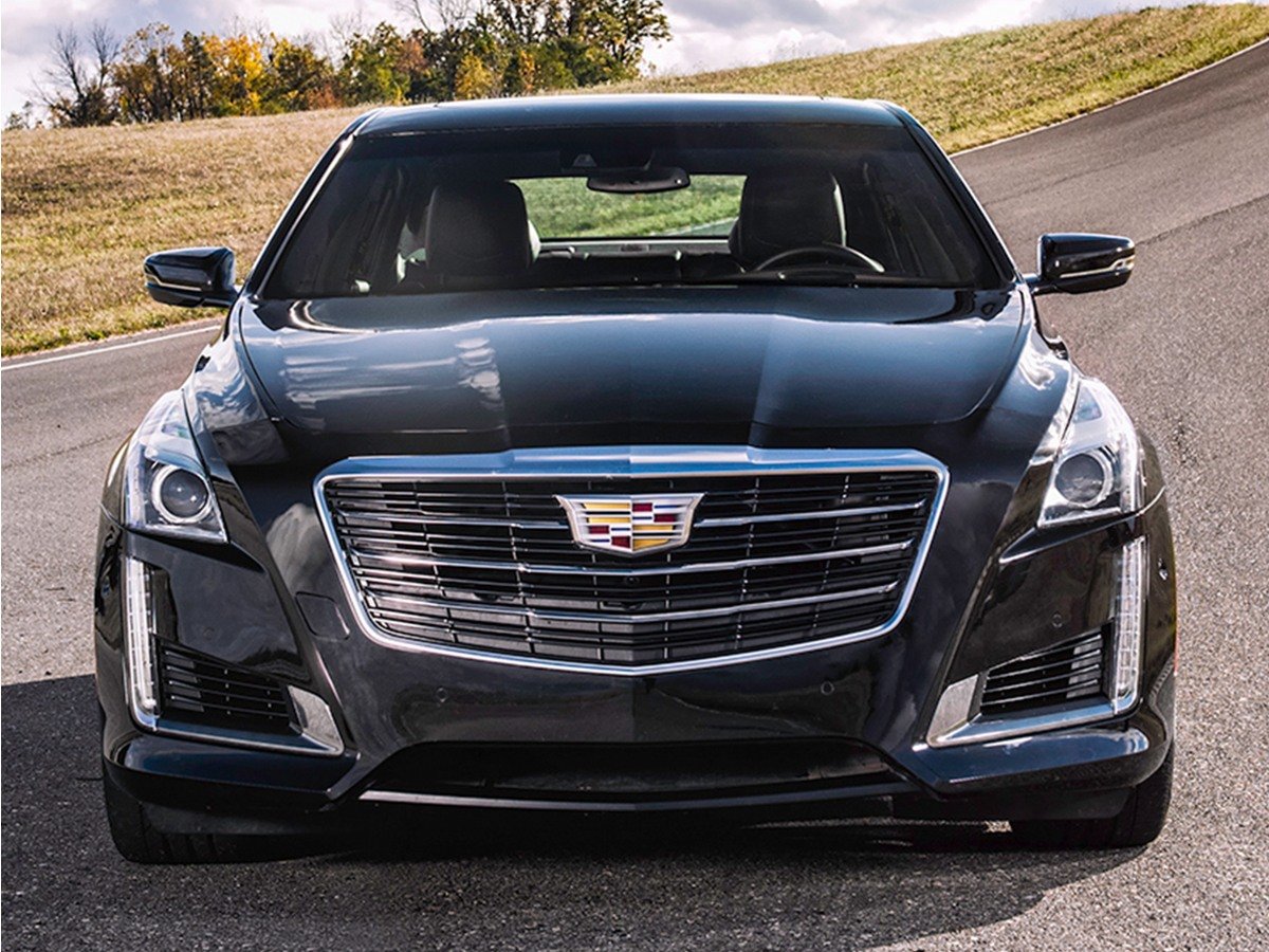 Used 2018 Radiant Silver Metallic Cadillac 2.0L Turbo Luxury image 1