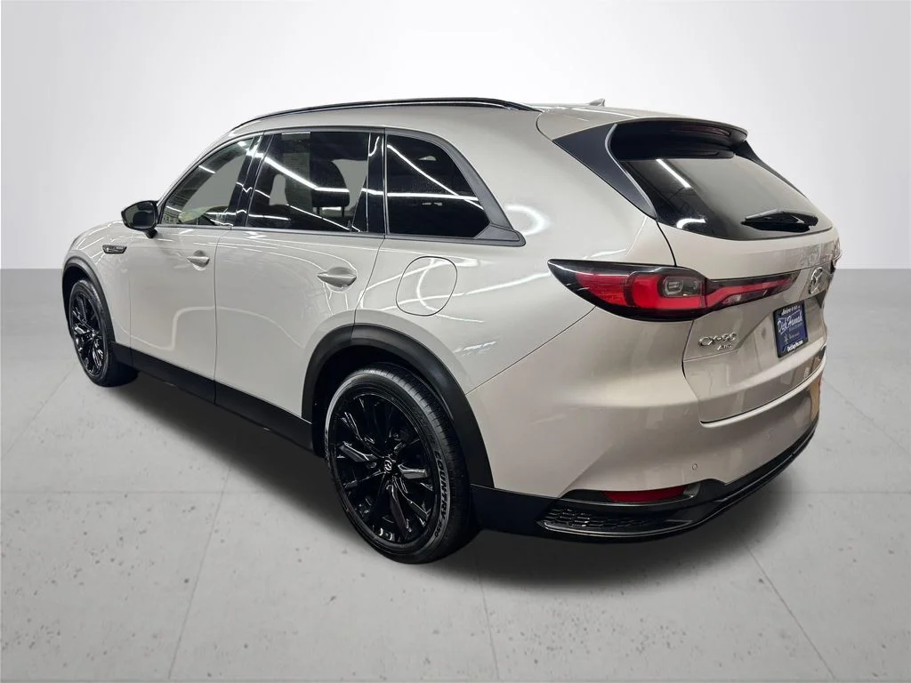 Used 2025 Silver Mazda 3.3 Turbo Premium Premium Sport image 4