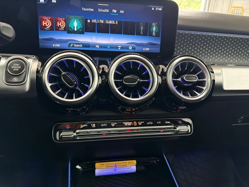 New 2026 Black Mercedes-Benz GLB 250 image 32