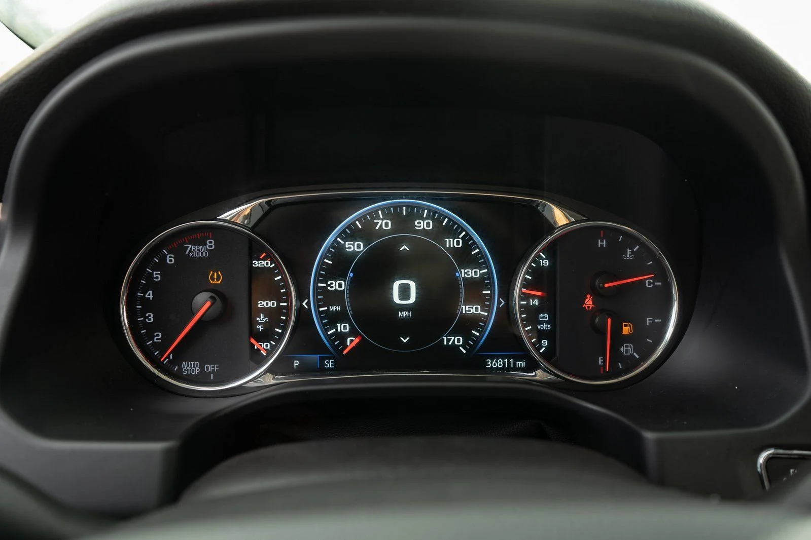 Used 2023 White GMC Denali image 28