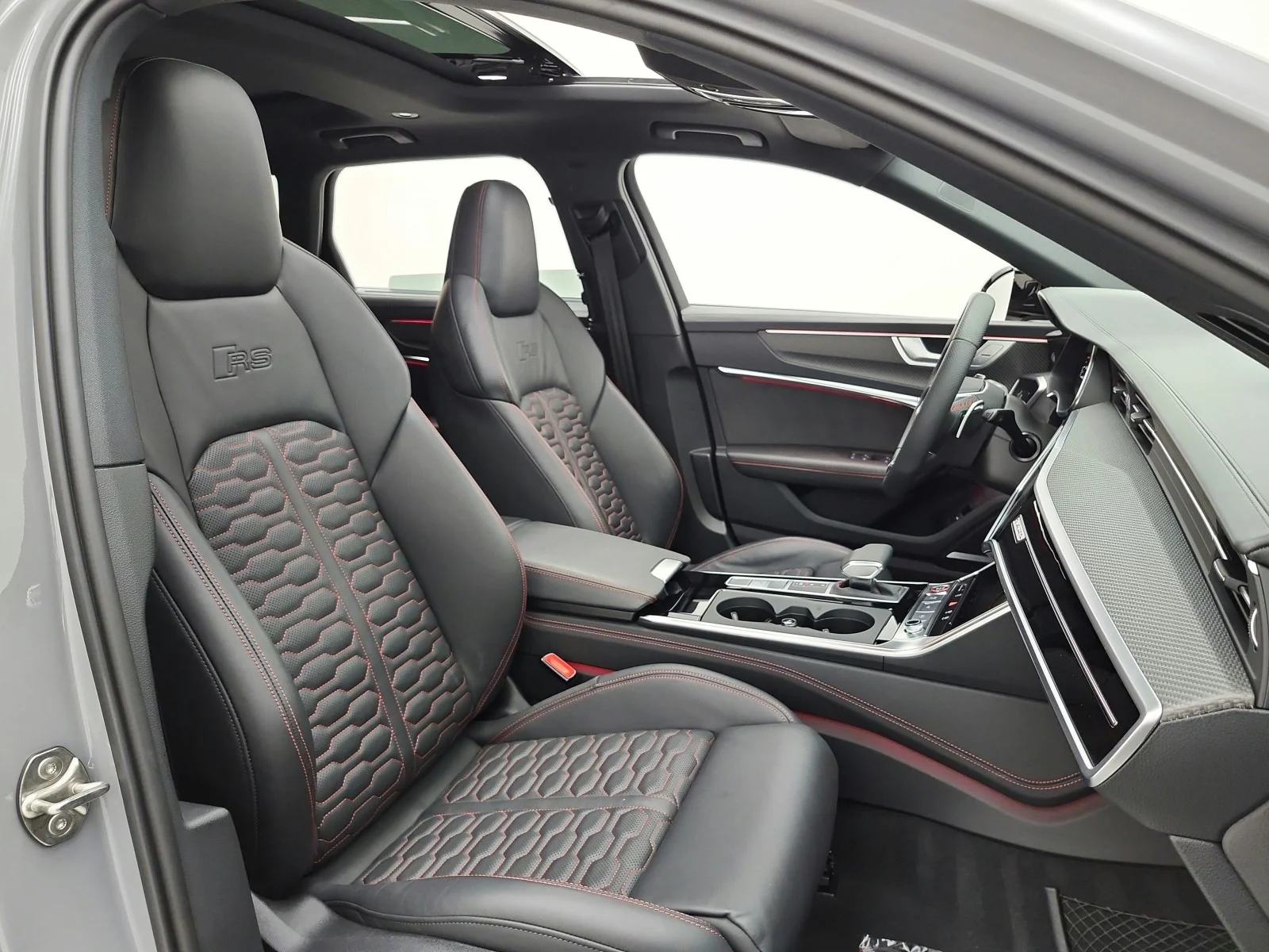 Used 2025 Nardo Gray Audi performance 4.0 TFSI quattro image 19