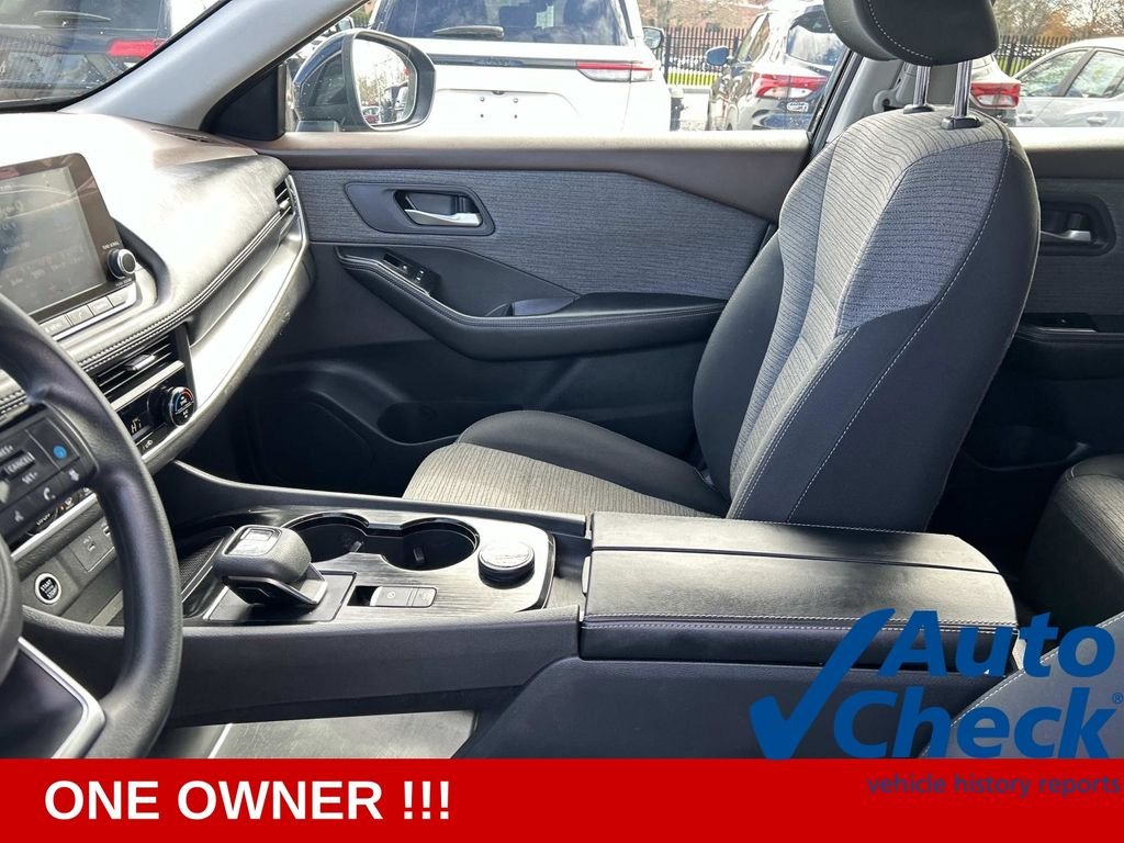 Used 2023 Black Nissan SV image 21