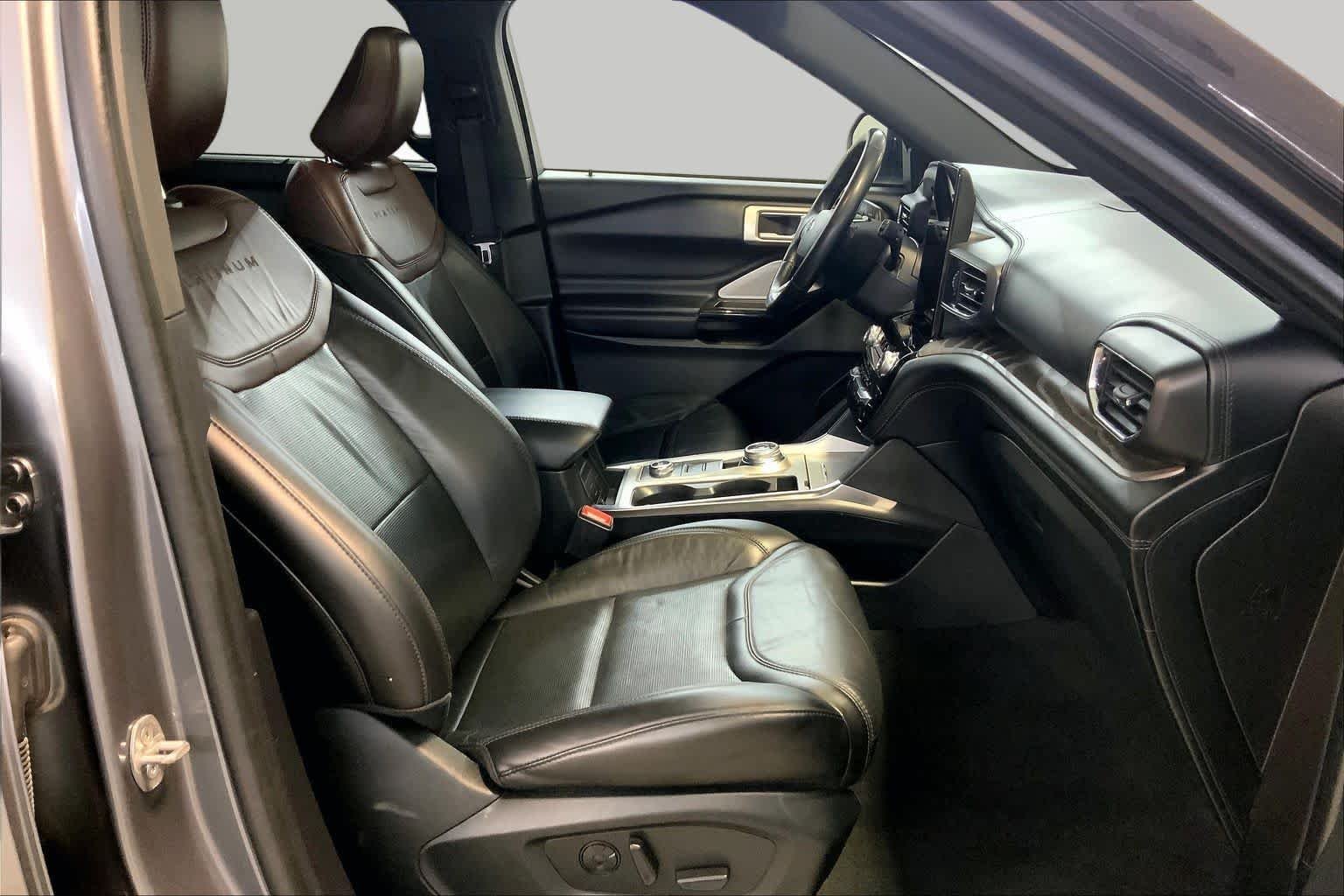 Used 2022 Carbonized Gray Ford Platinum image 8