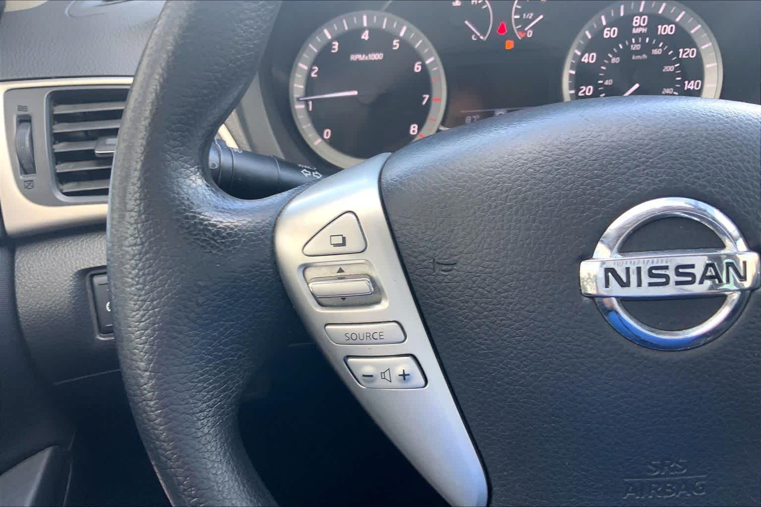Used 2014 Aspen White Nissan SV image 23