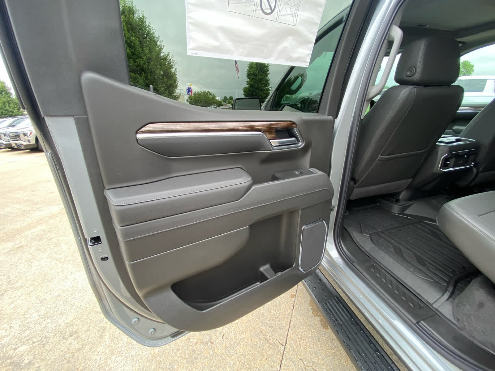 New 2026 Sterling Metallic GMC Elevation image 20