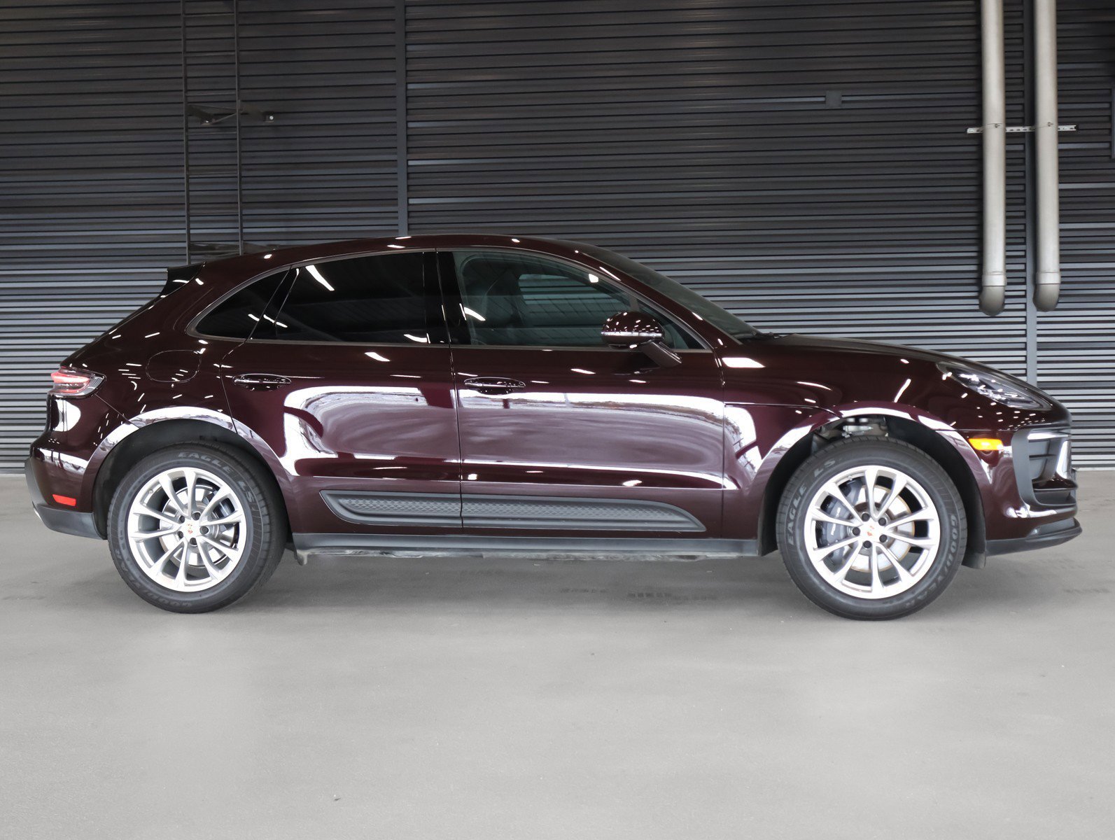 Used 2024 Copper Ruby Metallic Porsche  image 11