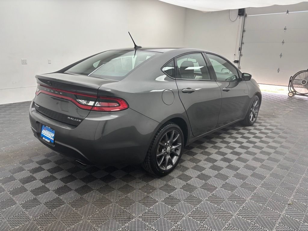 Used 2016 Granite Crystal Clearcoat Metallic Dodge SXT image 7