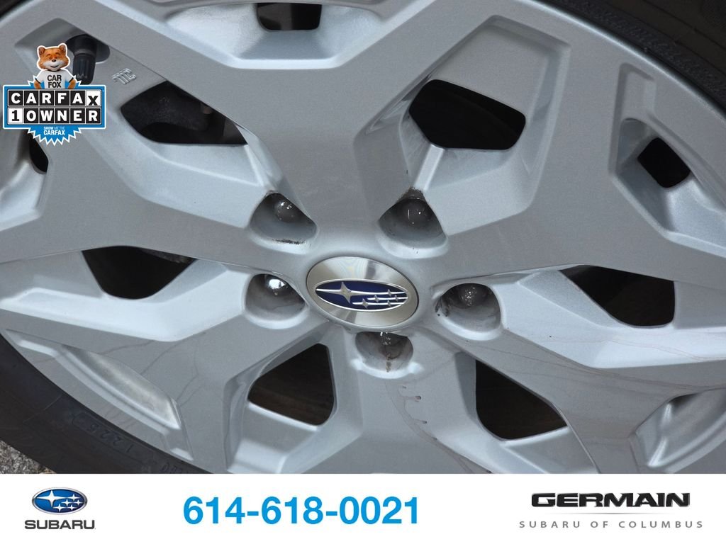 Used 2021 Green Subaru Base image 12