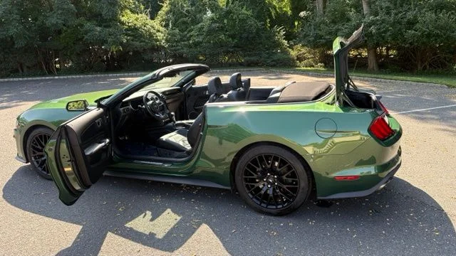 Certified Used 2023 Green Metallic Ford GT Premium image 14