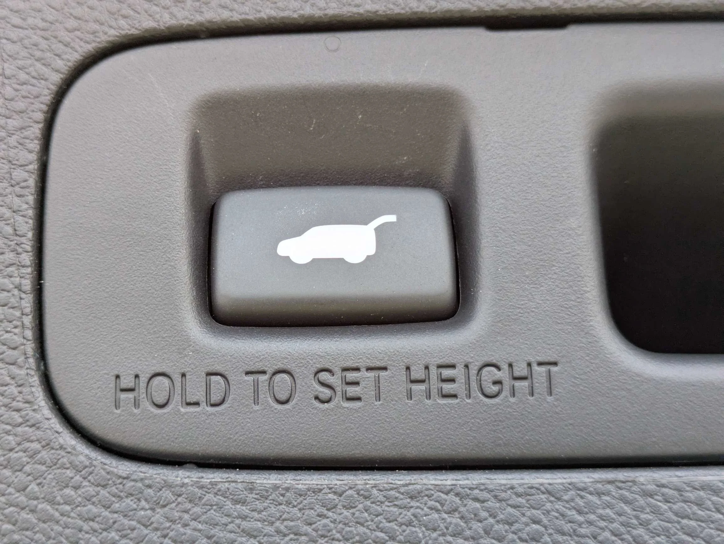 Used 2020 Sonic Gray Pearl Honda EX-L w/Honda Sense Safety System, Leather, & Moonroof image 14