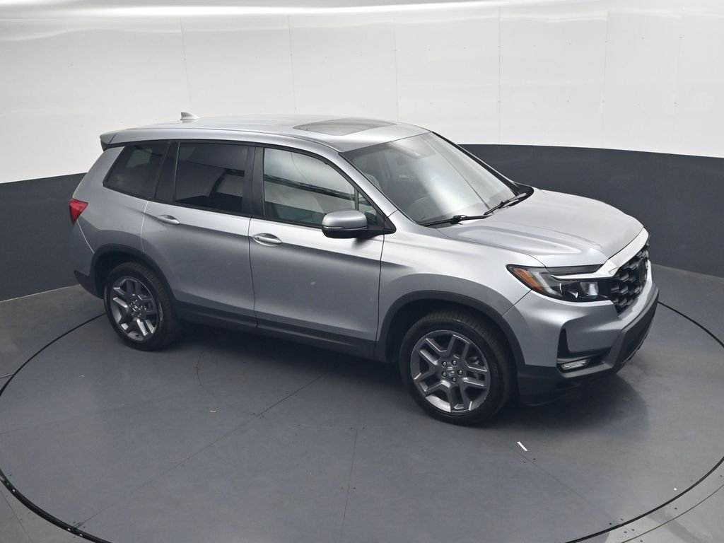 Used 2023  Honda EX-L image 22