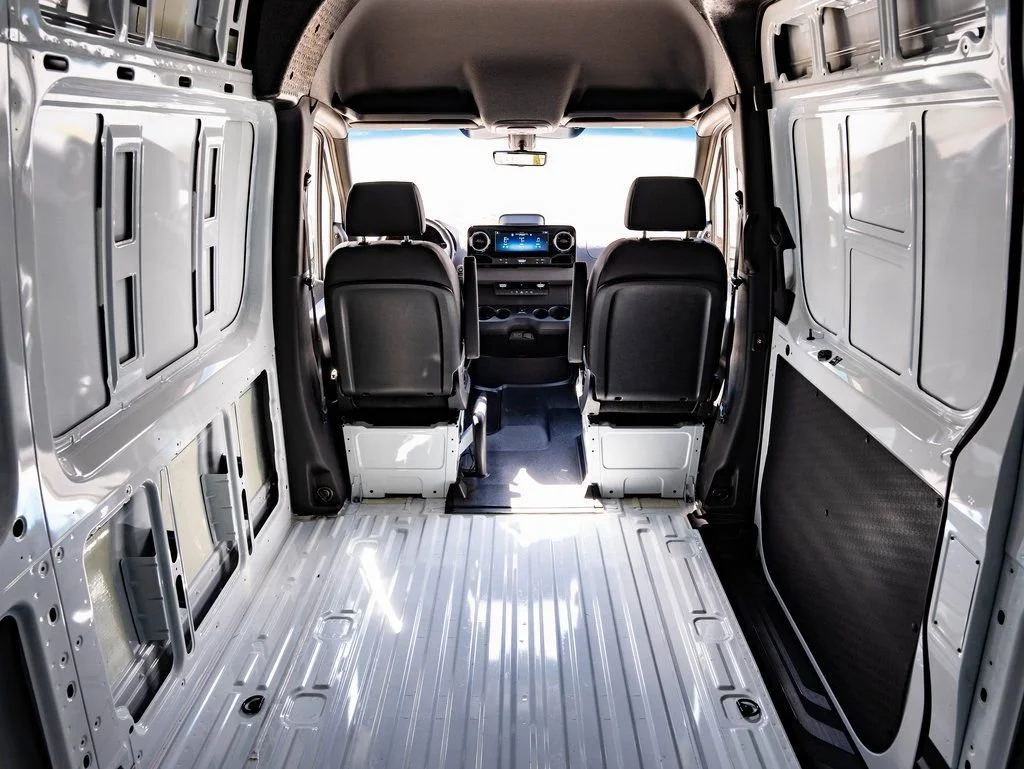 New 2026 Arctic White Mercedes-Benz Cargo 144 WB image 43