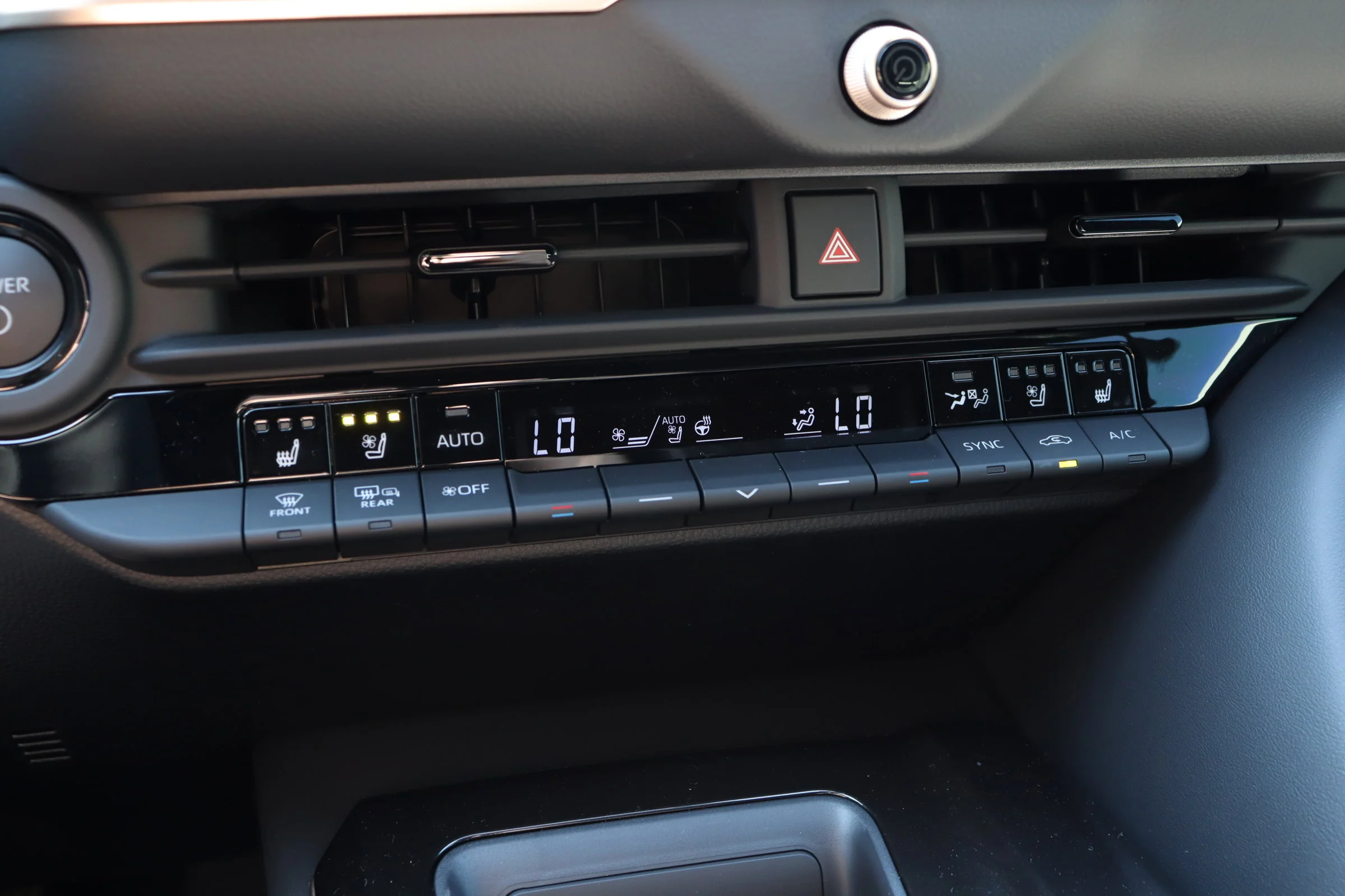 2026 Toyota Crown Platinum - Photo 14