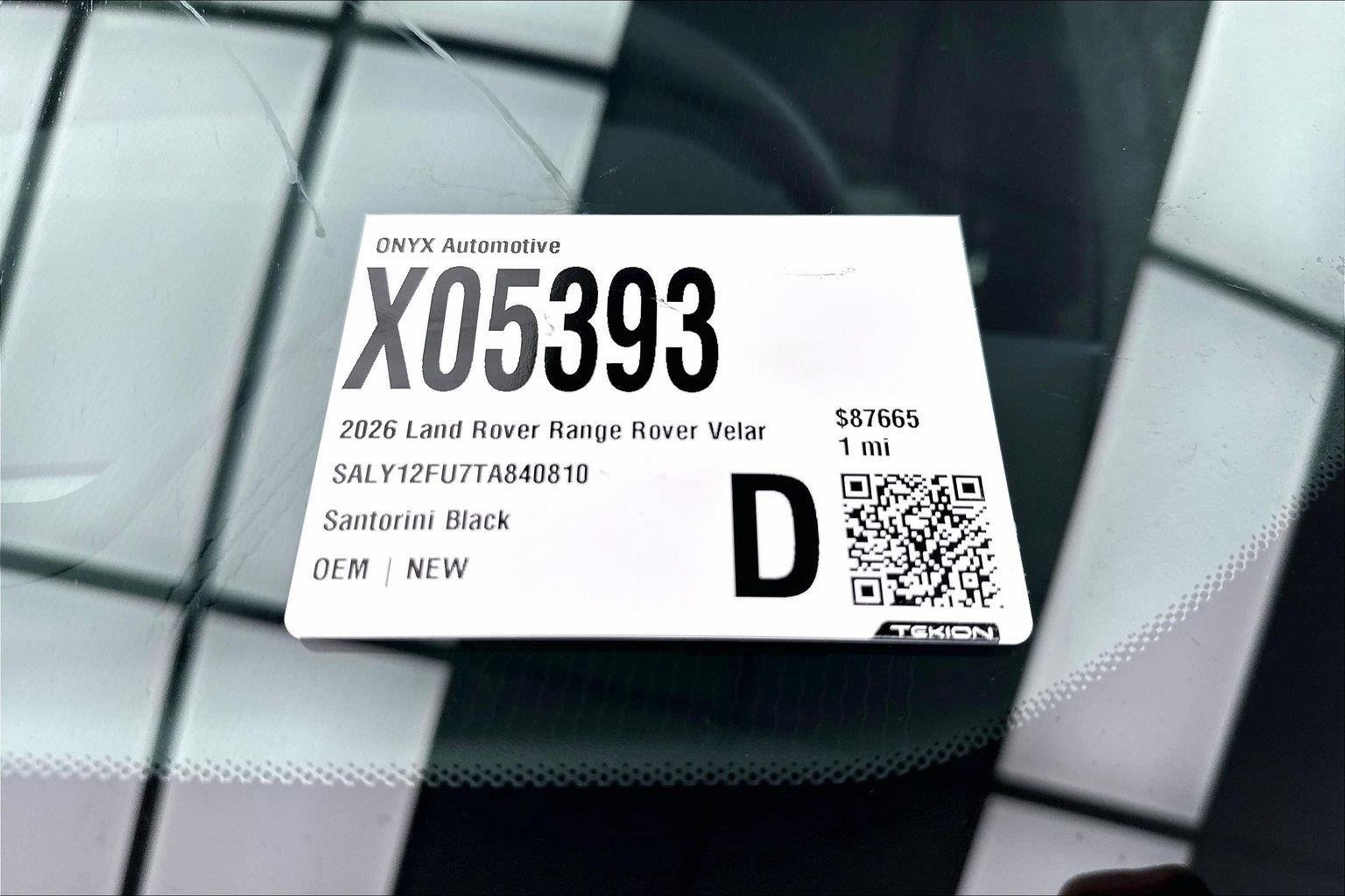 New 2026 Santorini Black Metallic Land Rover Autobiography image 19