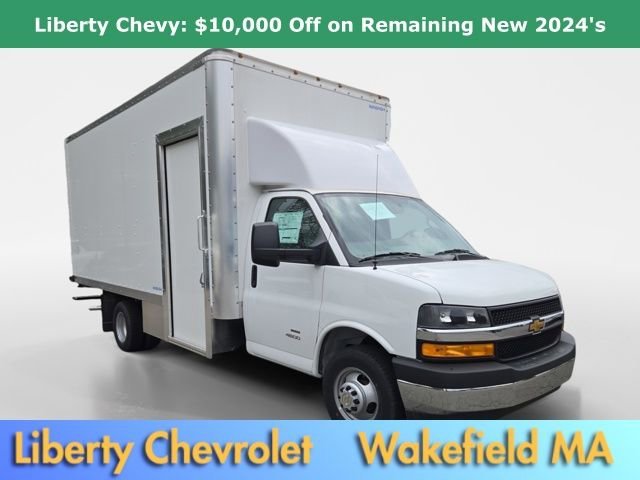 2024 Chevrolet Express Cutaway