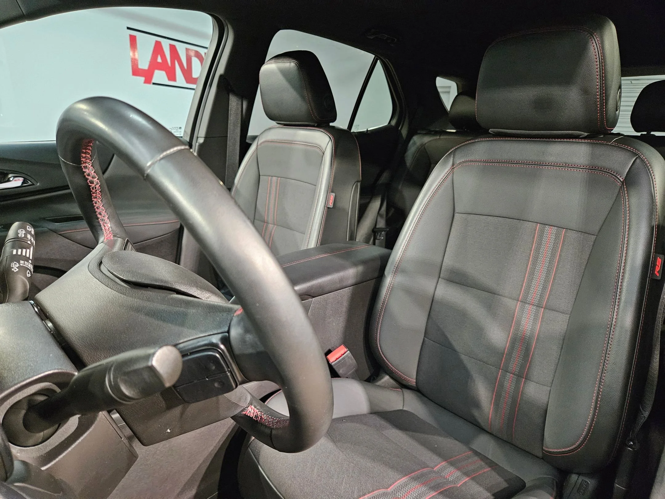 2023 Chevrolet Equinox RS - Photo 25