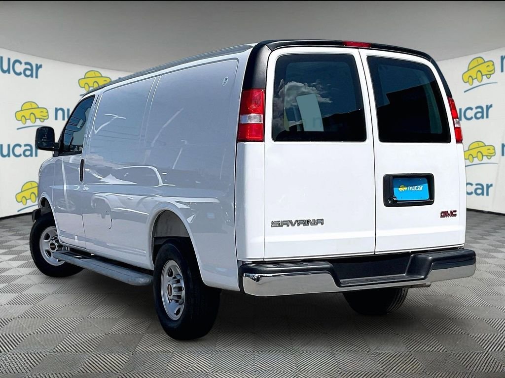 Used 2025 White GMC Work Van image 4
