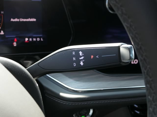 2026 Chevrolet Suburban Z71 - Photo 18