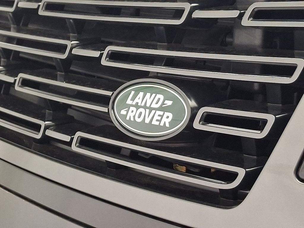 New 2026 Carpathian Grey Land Rover SE image 22