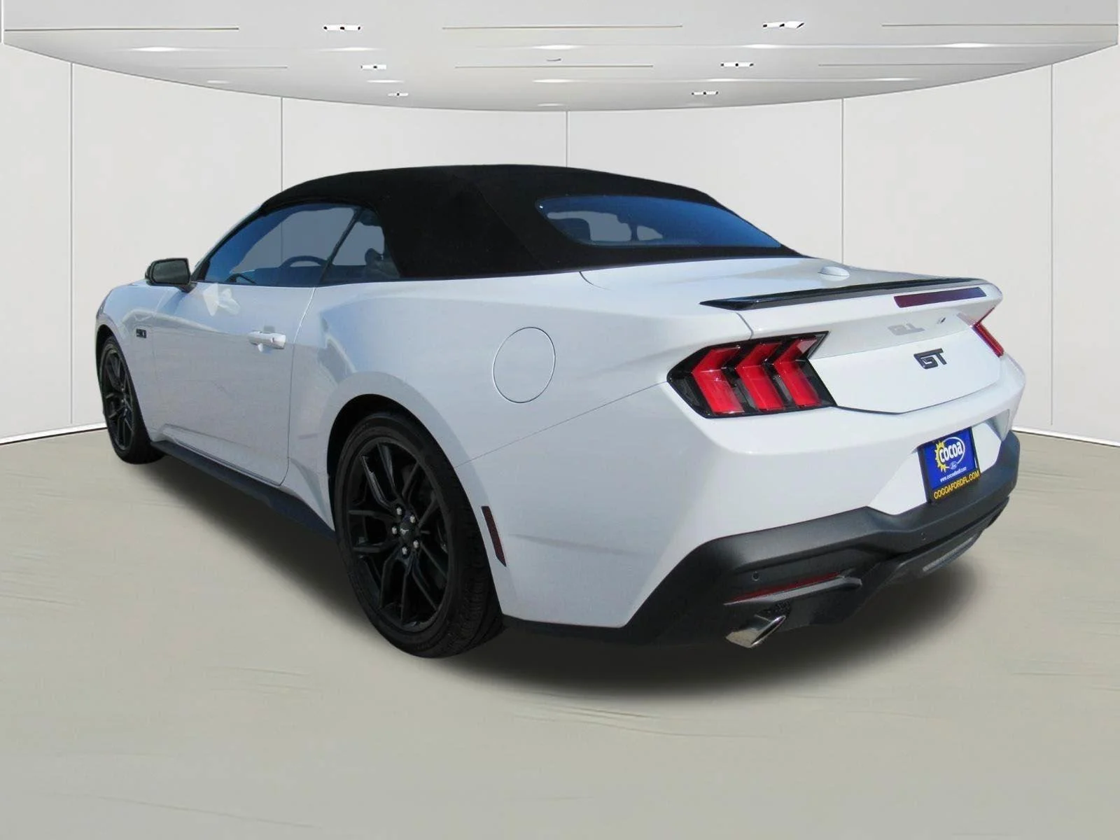 New 2025 Oxford White Ford GT Premium Convertible image 5