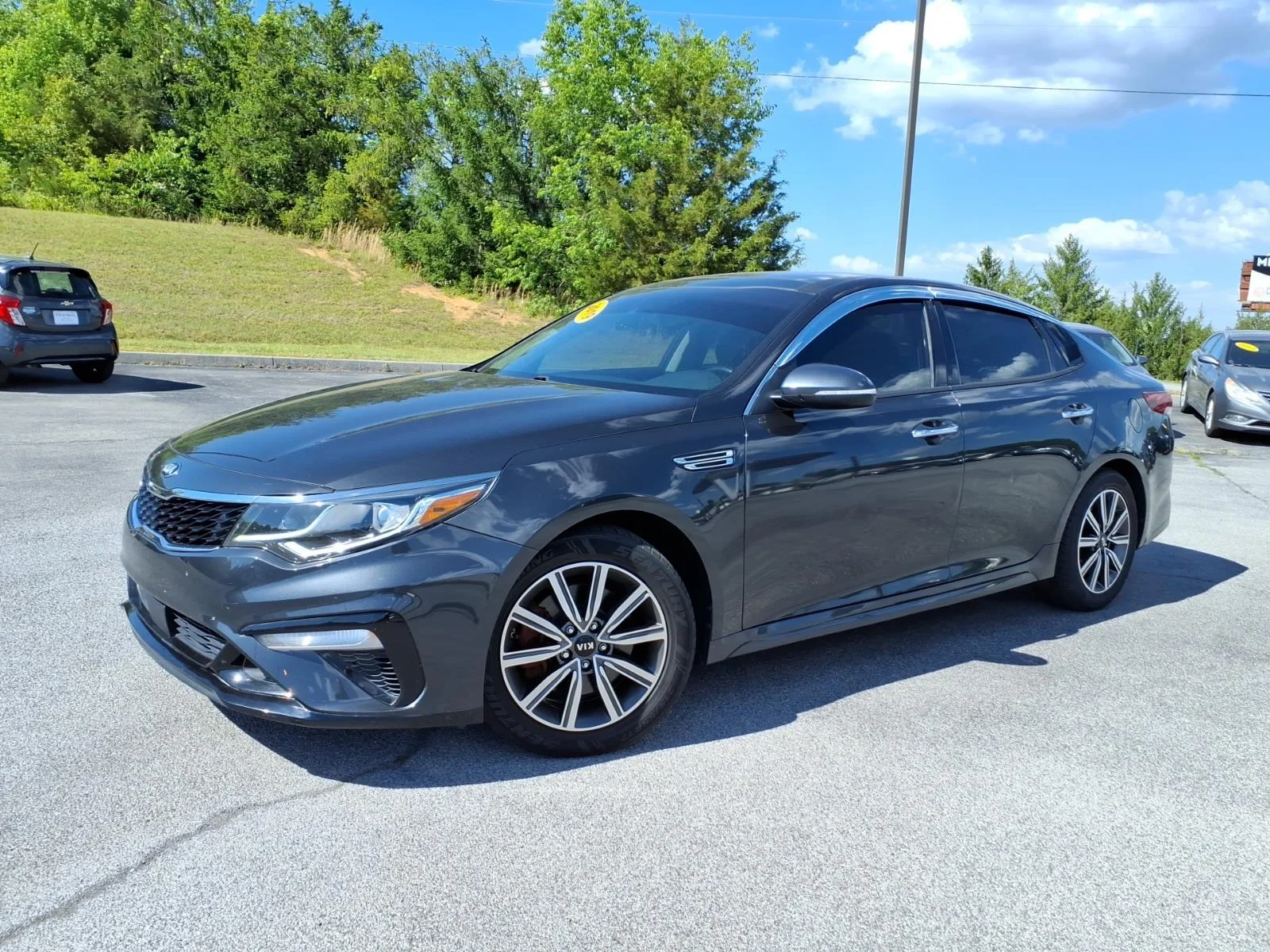 2019 Kia Optima EX AT's photo