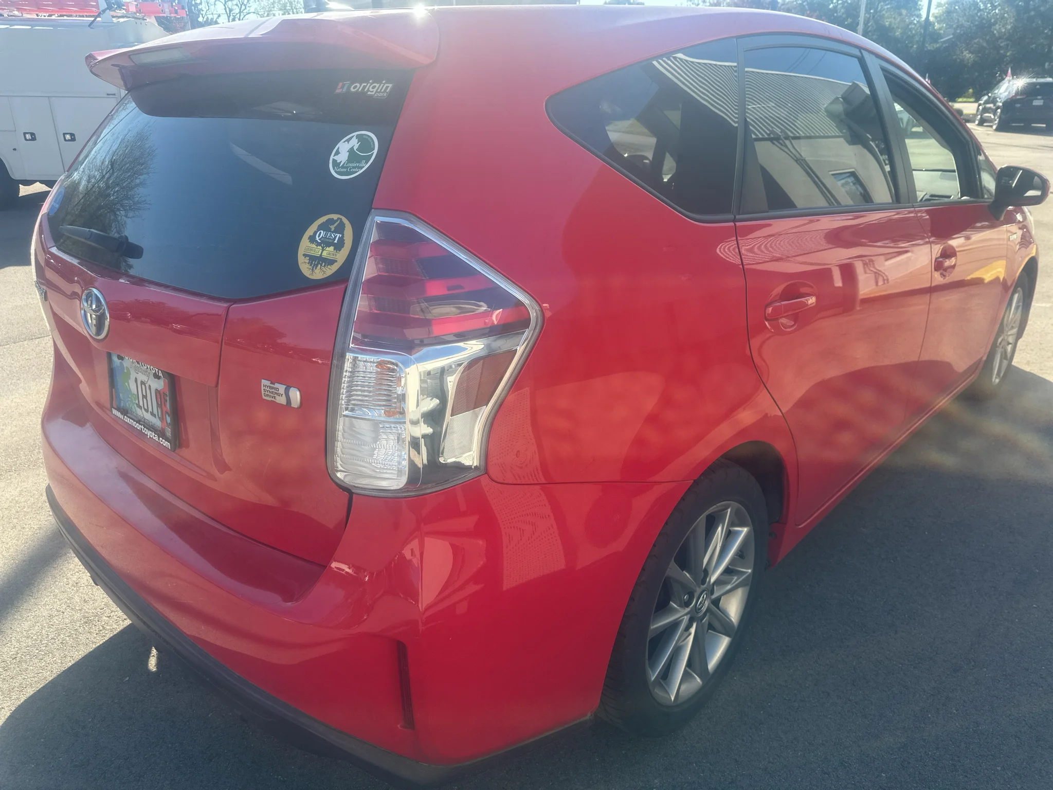 Used 2015 Absolutely Red Toyota Five image 3