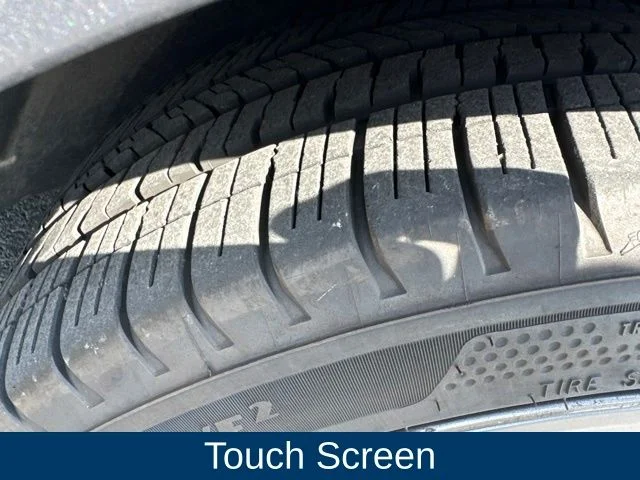 Used 2021  Tesla Long Range image 23