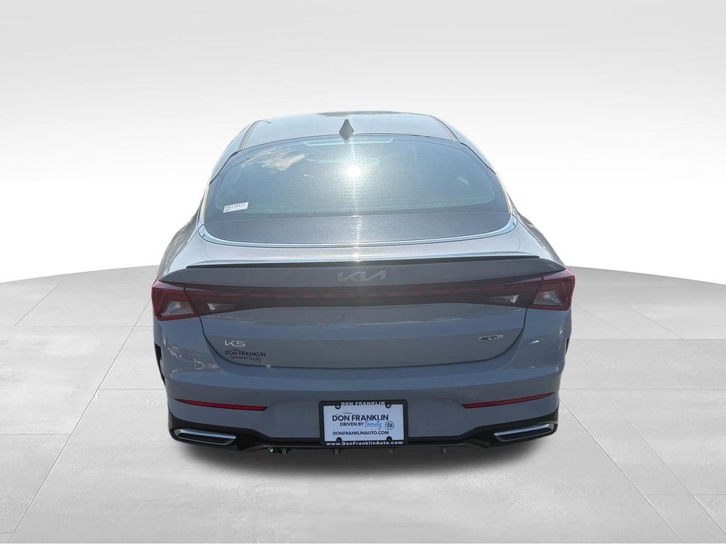 Used 2023 Gray Kia GT-Line image 4