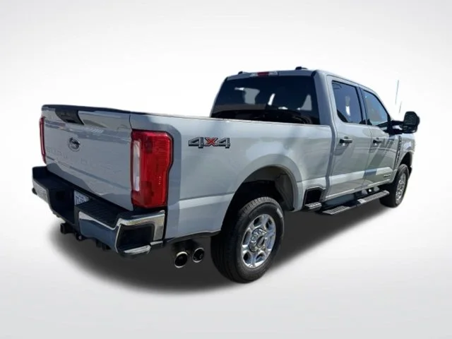Used 2026 White Ford XLT image 12