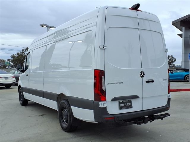New 2026 White Mercedes-Benz Cargo 170 WB image 19