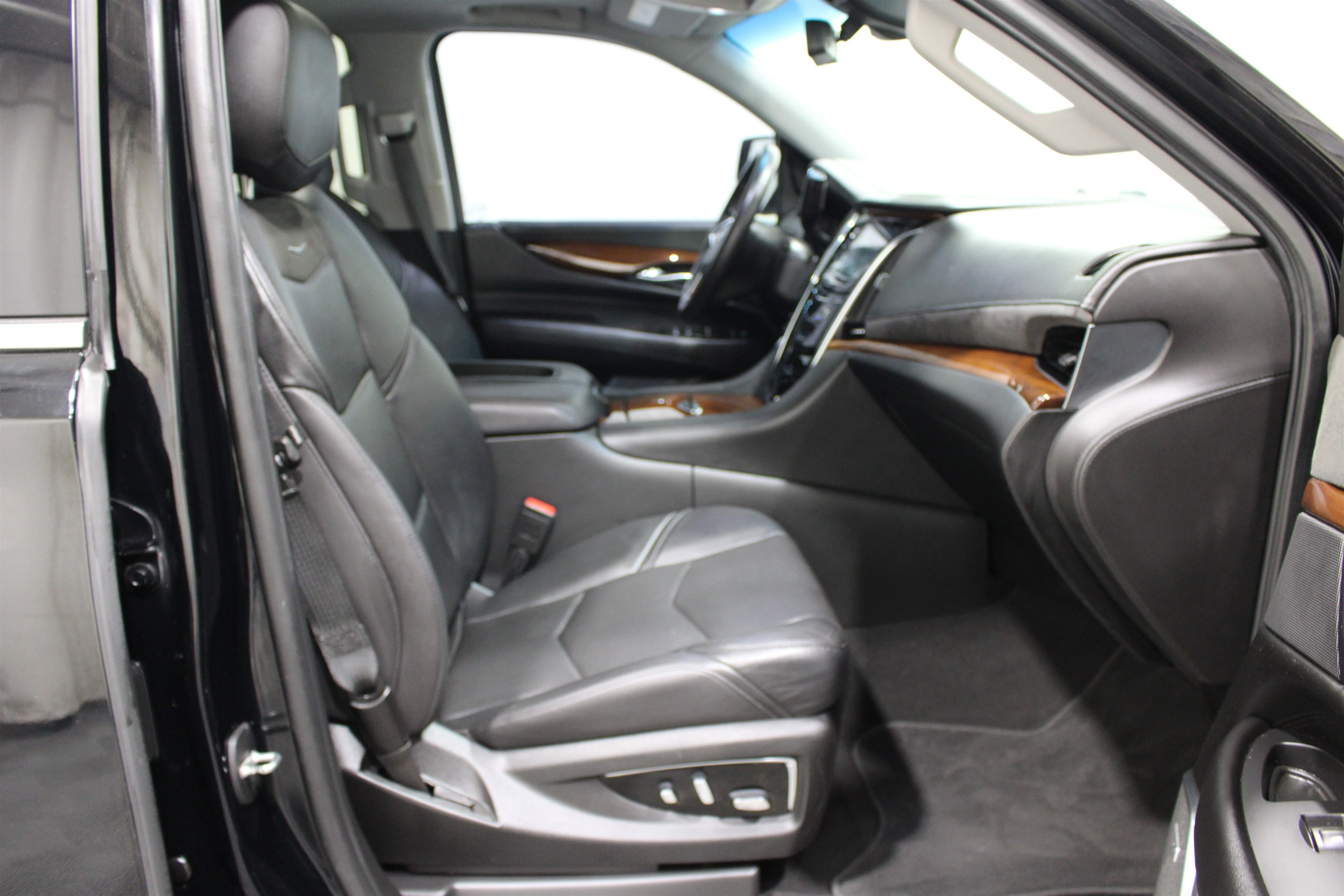 2019 Cadillac Escalade Premium Luxury - Photo 25