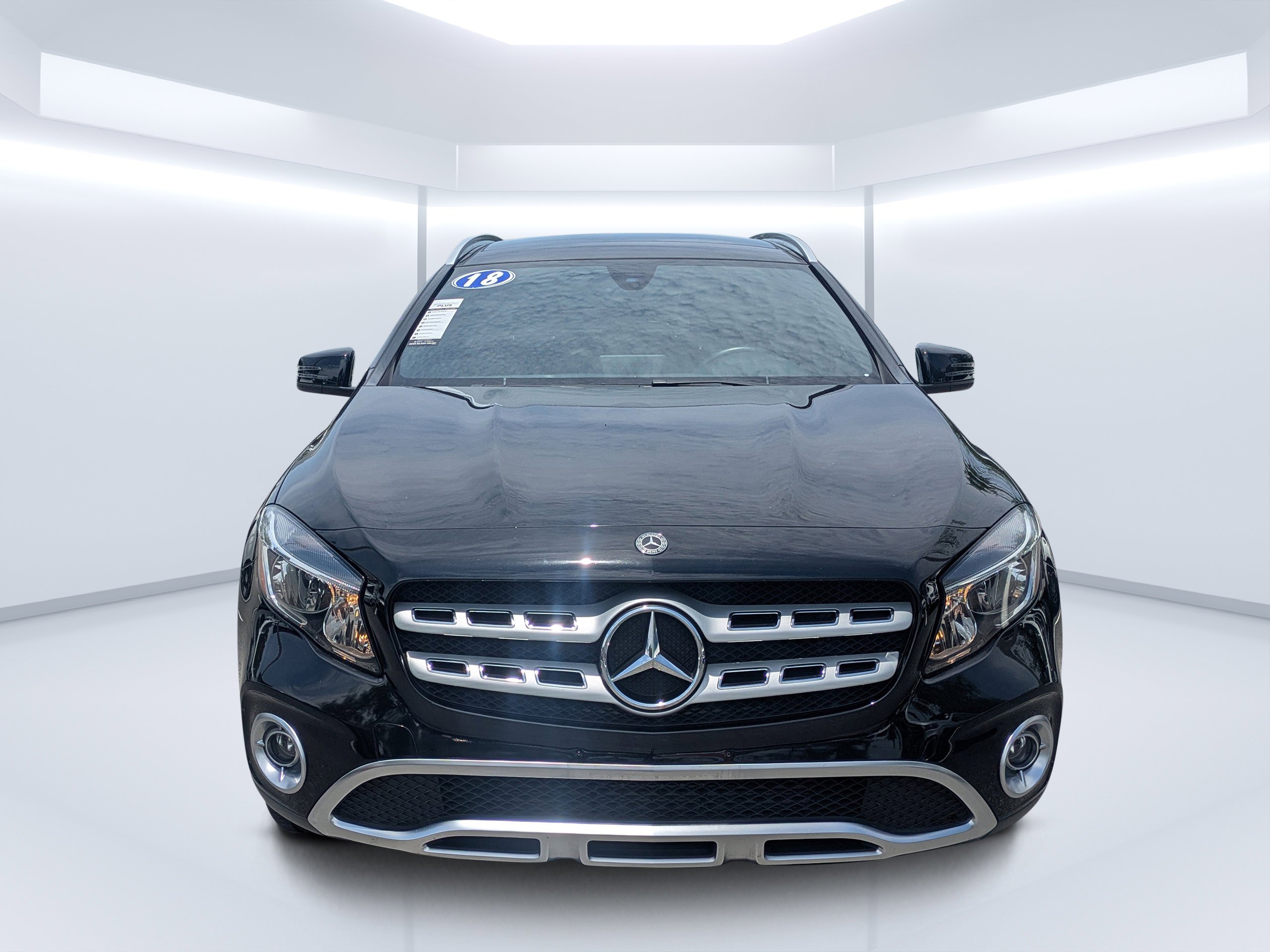 Used 2018 Night Black Mercedes-Benz GLA 250 image 8