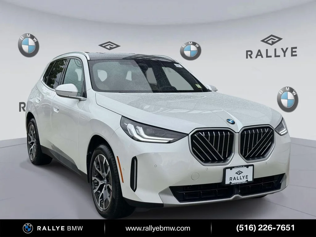 2026 BMW X3 30 XDRIVE's photo