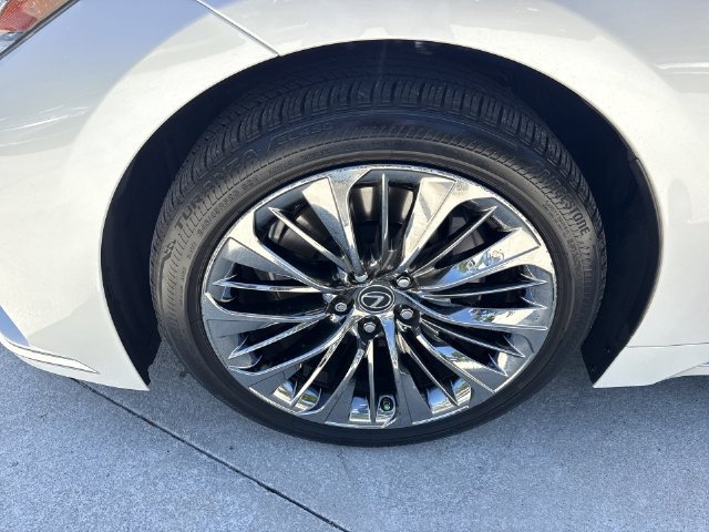 Certified Used 2021 Gray Lexus 500 Base image 10
