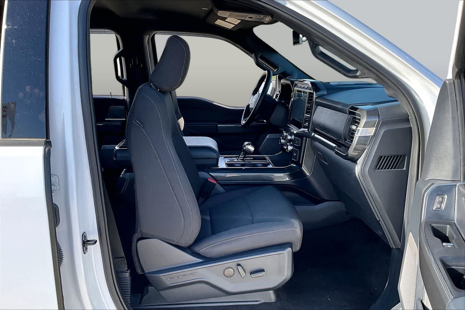2023 Ford F-150 XLT - Photo 9