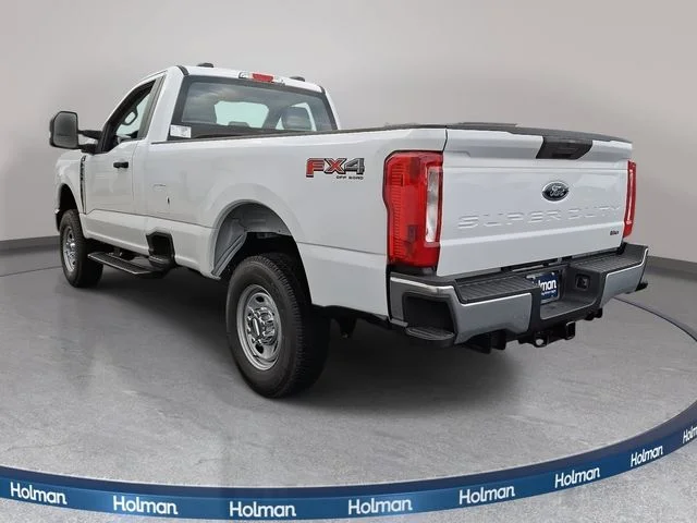 New 2026 Oxford White Ford XL image 5