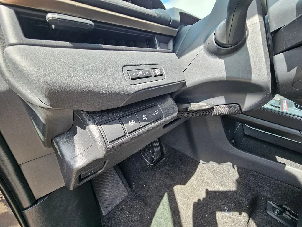 New 2026 Pavement Toyota  image 10