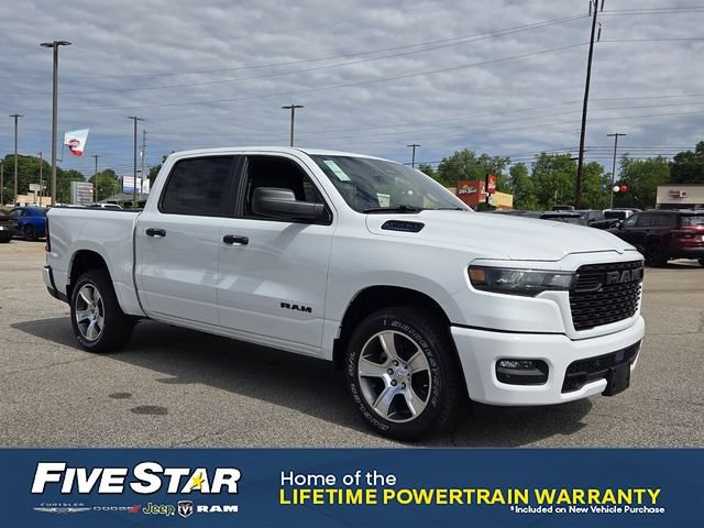 2026 RAM 1500 Express Crew Cab 5'7's photo