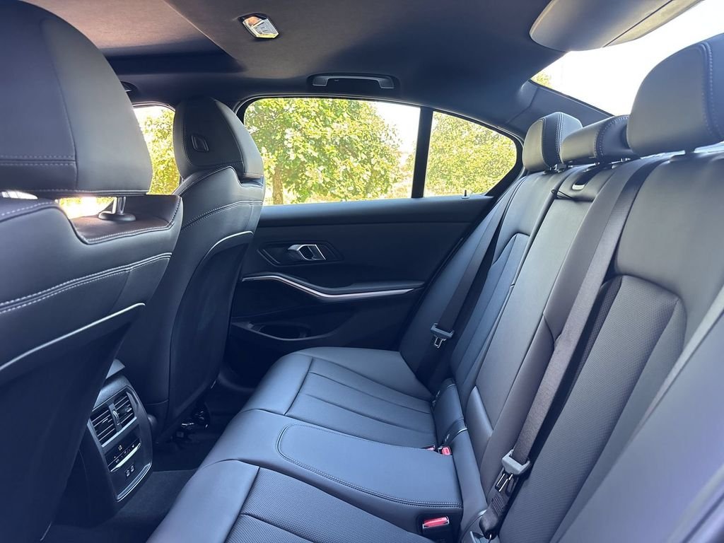 New 2026 Skyscraper Grey Metallic BMW 330i xDrive image 14