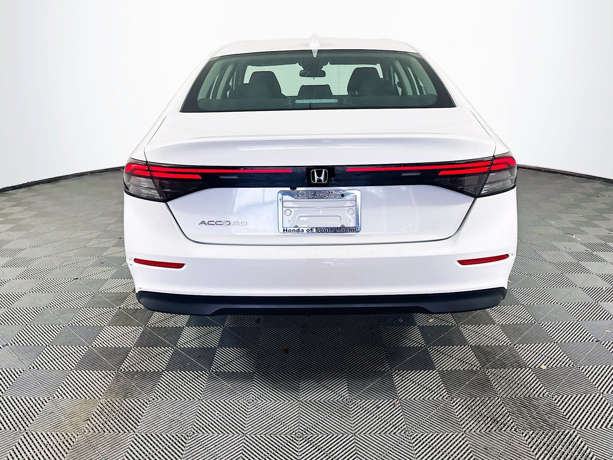 Used 2024 Platinum Honda EX image 5
