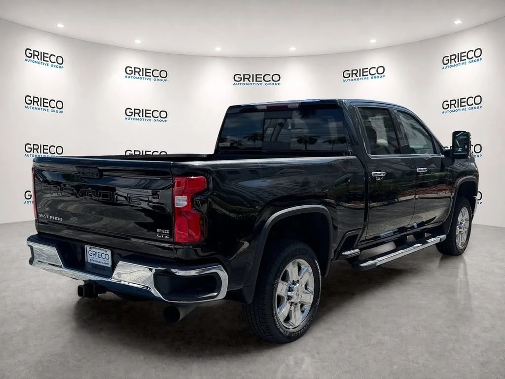 Used 2022 Black Chevrolet LTZ image 7
